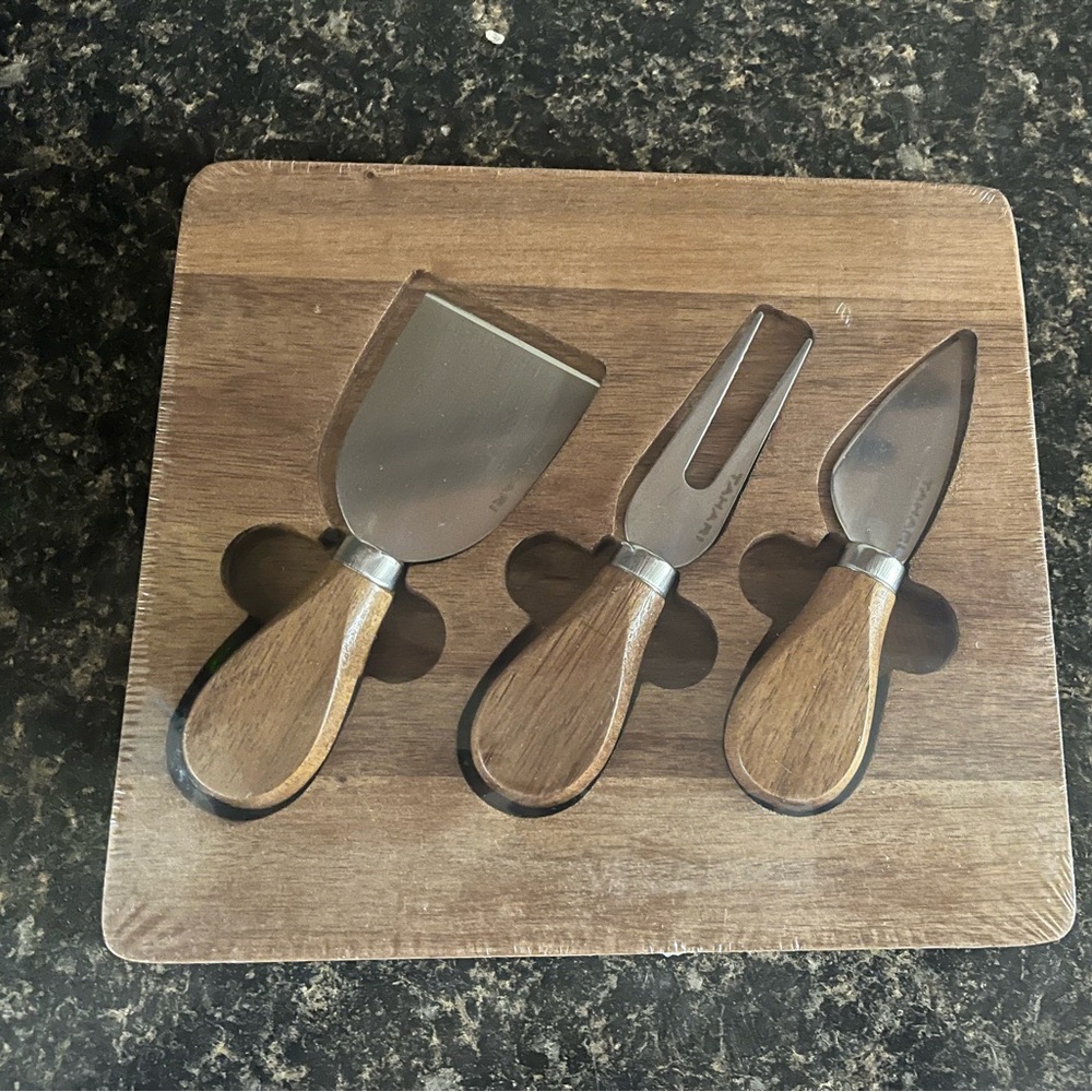 Tahari Charcuterie Wood Cheese Board with Knife Set